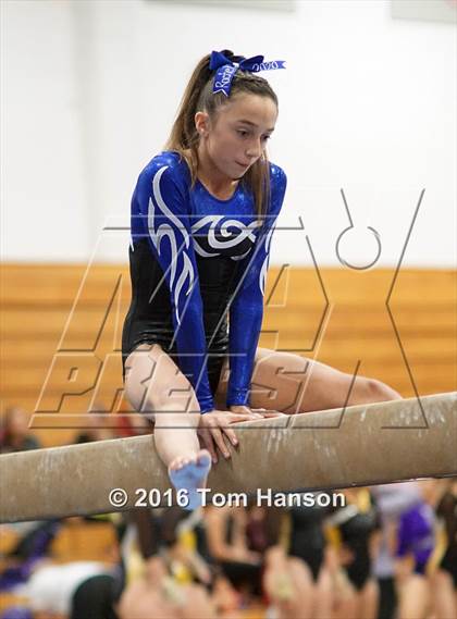 Thumbnail 1 in Loveland  Invitational photogallery.