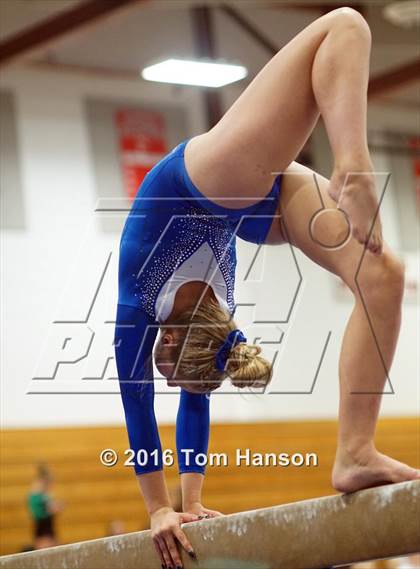 Thumbnail 2 in Loveland  Invitational photogallery.