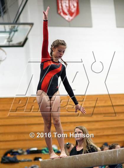Thumbnail 2 in Loveland  Invitational photogallery.
