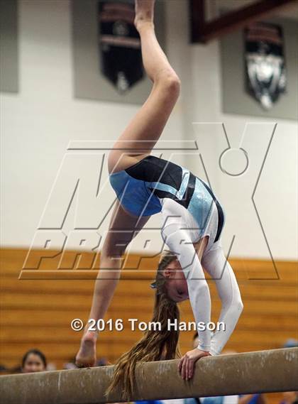 Thumbnail 2 in Loveland  Invitational photogallery.