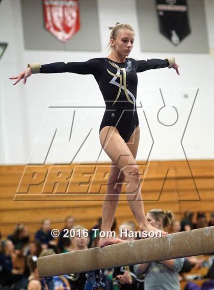 Thumbnail 1 in Loveland  Invitational photogallery.