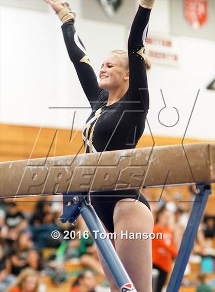 Thumbnail 2 in Loveland  Invitational photogallery.