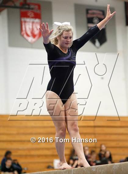 Thumbnail 1 in Loveland  Invitational photogallery.