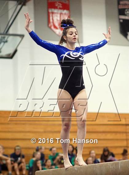 Thumbnail 2 in Loveland  Invitational photogallery.