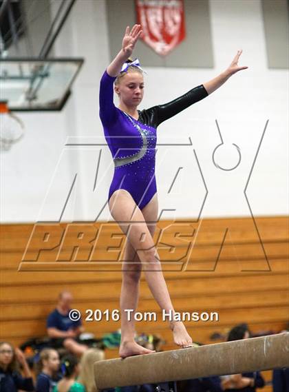 Thumbnail 1 in Loveland  Invitational photogallery.