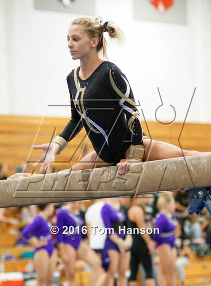 Thumbnail 2 in Loveland  Invitational photogallery.