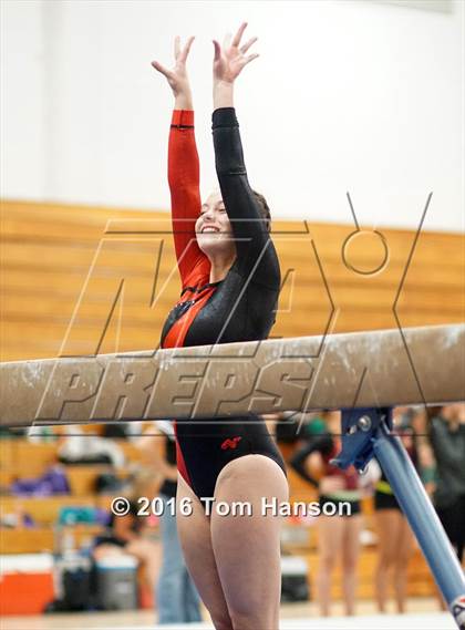 Thumbnail 2 in Loveland  Invitational photogallery.
