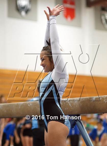 Thumbnail 3 in Loveland  Invitational photogallery.