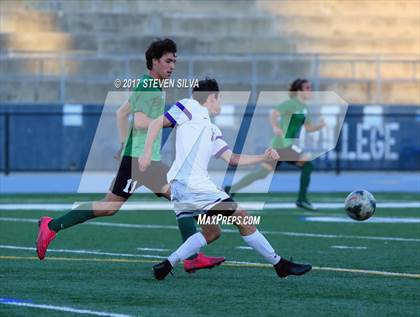 Thumbnail 3 in Coronado vs. St. Augustine (CIF SDS Open Division Final) photogallery.