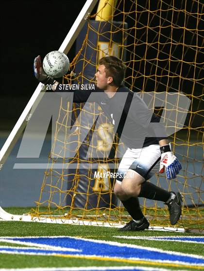 Thumbnail 3 in Coronado vs. St. Augustine (CIF SDS Open Division Final) photogallery.
