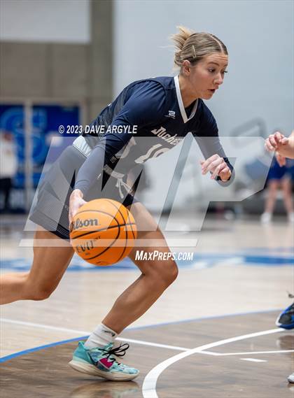 Thumbnail 2 in Duchesne vs. Beaver (UHSAA 2A Quarterfinal) photogallery.