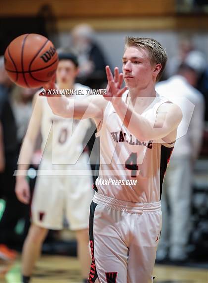 Thumbnail 3 in Wallace vs. Kamiah photogallery.