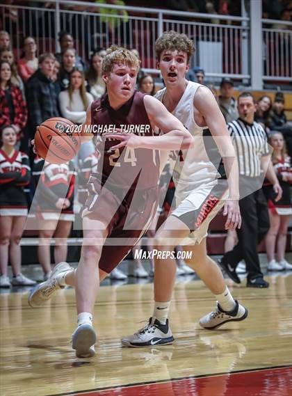 Thumbnail 1 in Wallace vs. Kamiah photogallery.