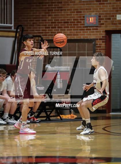 Thumbnail 2 in Wallace vs. Kamiah photogallery.