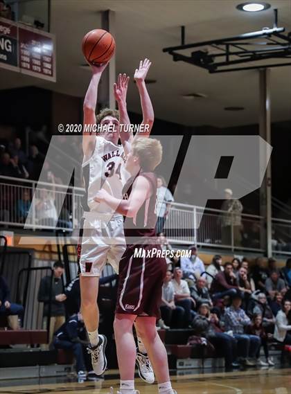 Thumbnail 3 in Wallace vs. Kamiah photogallery.