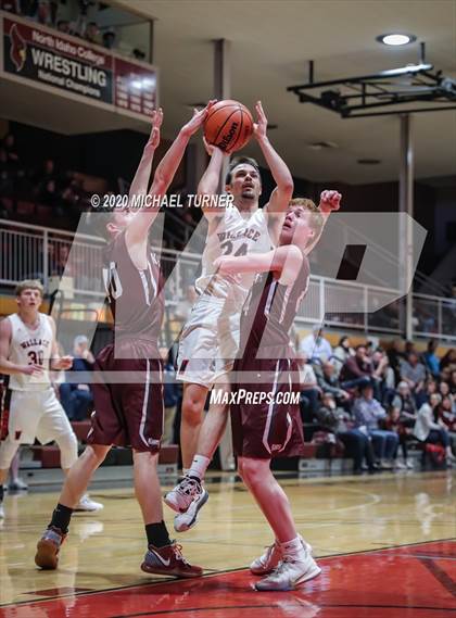 Thumbnail 2 in Wallace vs. Kamiah photogallery.