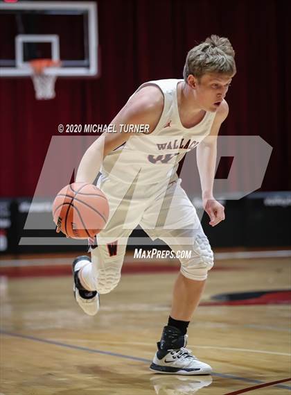 Thumbnail 1 in Wallace vs. Kamiah photogallery.