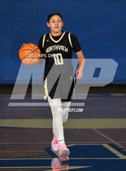 Thumbnail 3 in Northview vs. Alhambra (San Marino Tournament) photogallery.