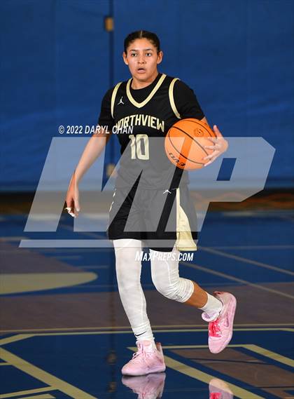 Thumbnail 2 in Northview vs. Alhambra (San Marino Tournament) photogallery.