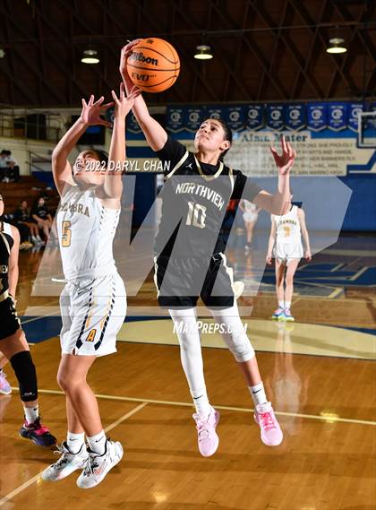 Thumbnail 1 in Northview vs. Alhambra (San Marino Tournament) photogallery.