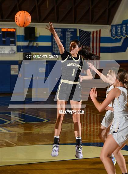 Thumbnail 2 in Northview vs. Alhambra (San Marino Tournament) photogallery.