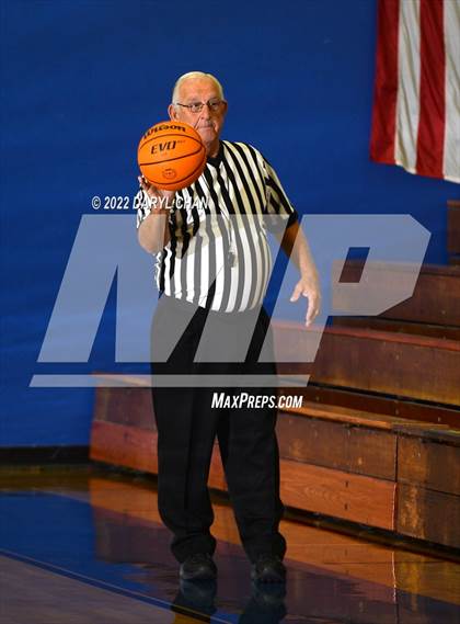 Thumbnail 3 in Northview vs. Alhambra (San Marino Tournament) photogallery.