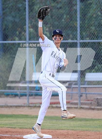 Thumbnail 3 in Burbank vs Crescenta Valley photogallery.