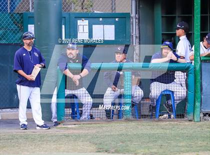 Thumbnail 1 in Burbank vs Crescenta Valley photogallery.
