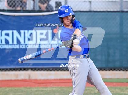 Thumbnail 2 in Burbank vs Crescenta Valley photogallery.