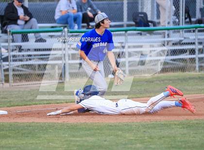 Thumbnail 3 in Burbank vs Crescenta Valley photogallery.