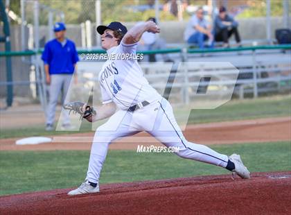 Thumbnail 1 in Burbank vs Crescenta Valley photogallery.