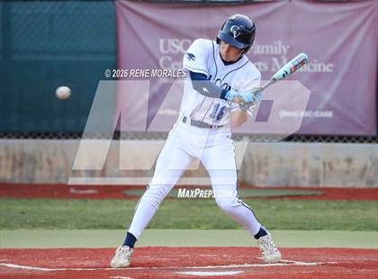 Thumbnail 2 in Burbank vs Crescenta Valley photogallery.