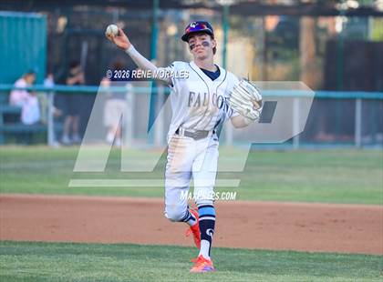 Thumbnail 2 in Burbank vs Crescenta Valley photogallery.