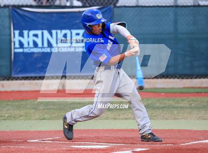 Thumbnail 2 in Burbank vs Crescenta Valley photogallery.