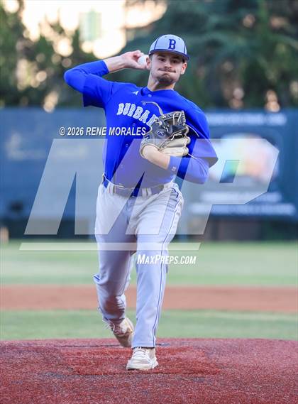 Thumbnail 2 in Burbank vs Crescenta Valley photogallery.