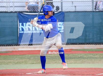 Thumbnail 1 in Burbank vs Crescenta Valley photogallery.