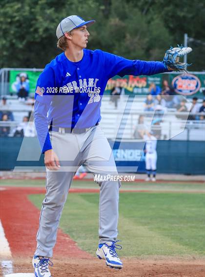 Thumbnail 1 in Burbank vs Crescenta Valley photogallery.