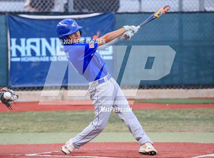 Thumbnail 1 in Burbank vs Crescenta Valley photogallery.