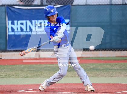 Thumbnail 3 in Burbank vs Crescenta Valley photogallery.
