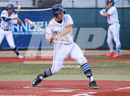 Thumbnail 2 in Burbank vs Crescenta Valley photogallery.