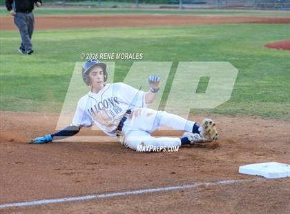 Thumbnail 1 in Burbank vs Crescenta Valley photogallery.