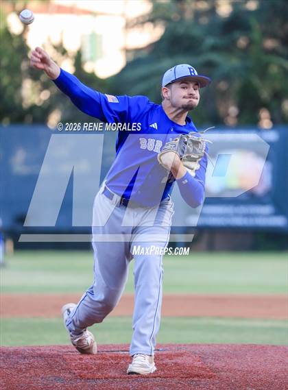 Thumbnail 3 in Burbank vs Crescenta Valley photogallery.