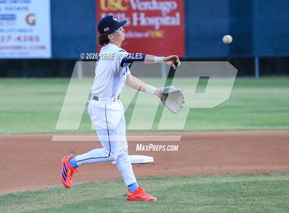 Thumbnail 1 in Burbank vs Crescenta Valley photogallery.