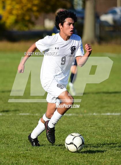 Thumbnail 2 in Simsbury @ Newington (Class LL 1st Round) photogallery.