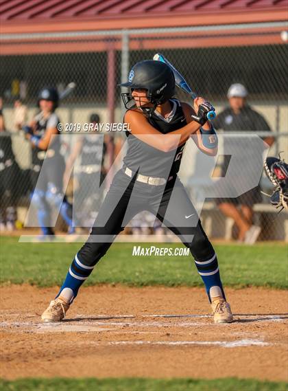 Thumbnail 3 in Deer Creek @ Edmond Memorial photogallery.