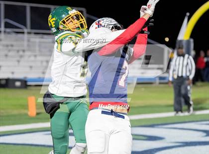 Thumbnail 2 in Terry Sanford vs. Pine Forest photogallery.