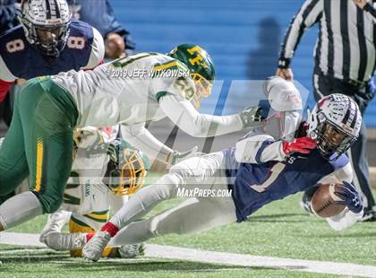 Thumbnail 3 in Terry Sanford vs. Pine Forest photogallery.