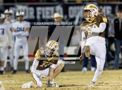 Thumbnail 3 in Central Valley Christian @ Golden West (CIF CS Division II Semifinal) photogallery.