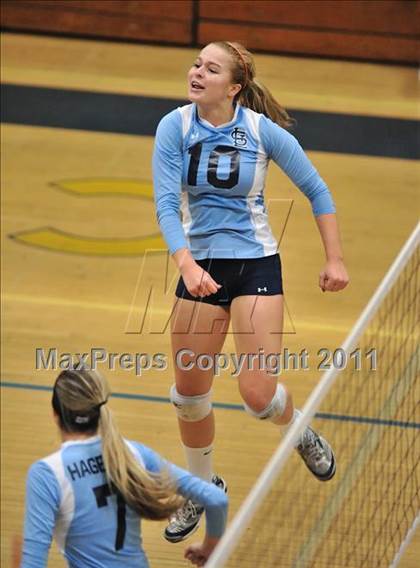Thumbnail 2 in La Salle vs. St. Lucy's (CIF SS D2AA Final) photogallery.