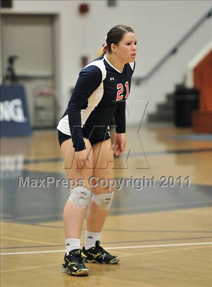 Thumbnail 2 in La Salle vs. St. Lucy's (CIF SS D2AA Final) photogallery.